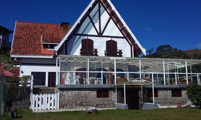 Vila Mantiqueira Cabaña | Casa en Campos, de alto nivel a 05 km del centro de Capivari