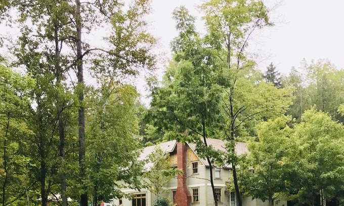 Keene Valley Casa | House in Keene Valley located near town, trailheads, and Lake Placid