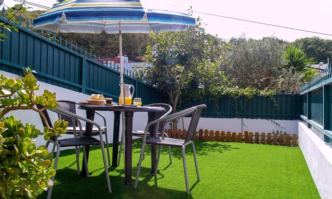 Sintra Casa | Casa en zona tranquila, de viviendas. Pero cerca del centro.