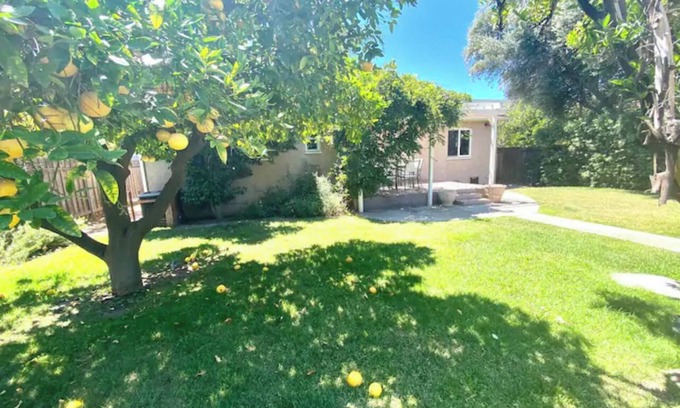 Valley Glen Casa | House ‏in Sherman oaks