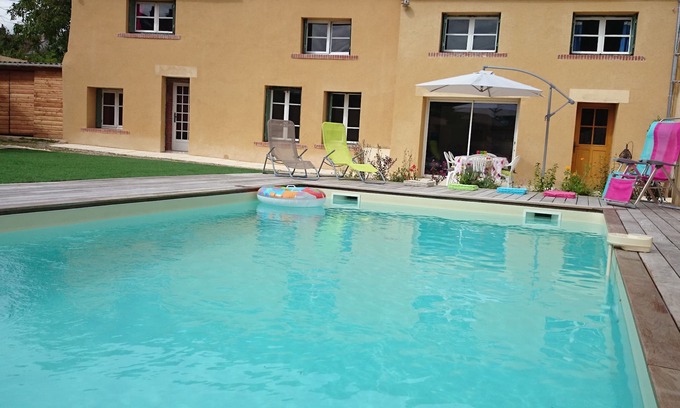 Crezancy-en-Sancerre Casa | casa en los viñedos, 6/8 personas, piscina privada climatizada wifi, ropa de cama