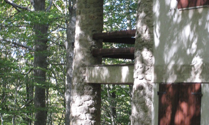 Castel del Piano Chalet De Esquí | House in the Woods at Macinaie, quiet and nature.