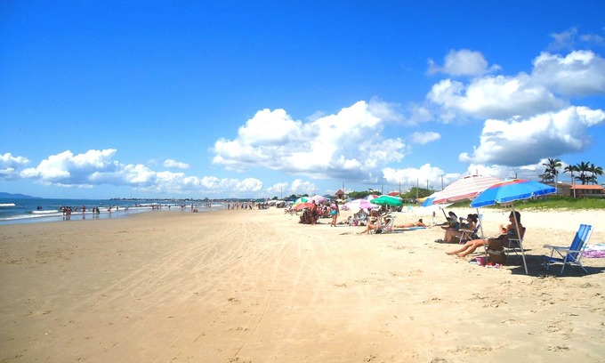 Itapoa Casa | Casa en la cuadra del mar en Itapema do Norte - Itapoá!