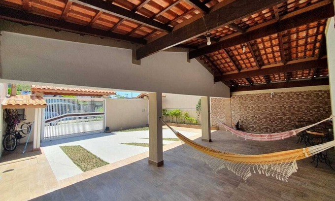 Centro Casa | House in the center of Caraguatatuba 4 bedrooms