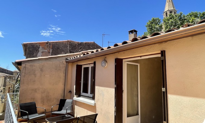 Montagnac Casa | House in the heart of the village