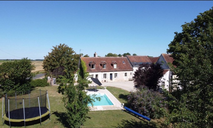 Manthelan Casa | House in the Loire Valley Countryside