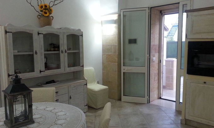Porto Tricase Casa | Casa en el pueblo, con vistas al mar terraza, para unas vacaciones en Salento