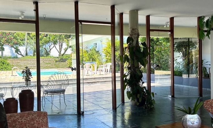 Lorena Casa | House in upscale neighborhood with barbecue and pool in Lorena-SP