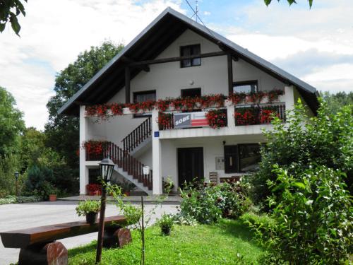 Seliste Dreznicko Casa | House Janja Plitvice
