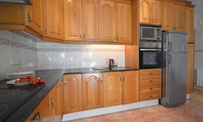 Sant Pere Pescador Chalet De Esquí | Casa Mario - Muy amplia para 12 personas con piscina, jardín, barbacoa, WI-FI, .....