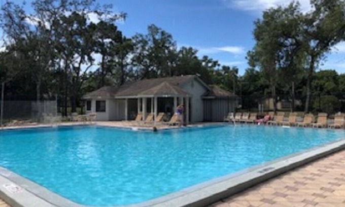 Port Richey Casa | House - Master Suite with Jacuzzi tub - next to a Preserve. Community Pool