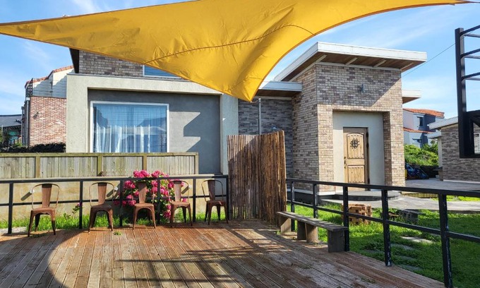 Hallim Casa | House MOZAC
