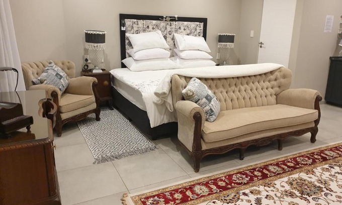 Moreleta Park Casa | House Mulberry Guesthouse