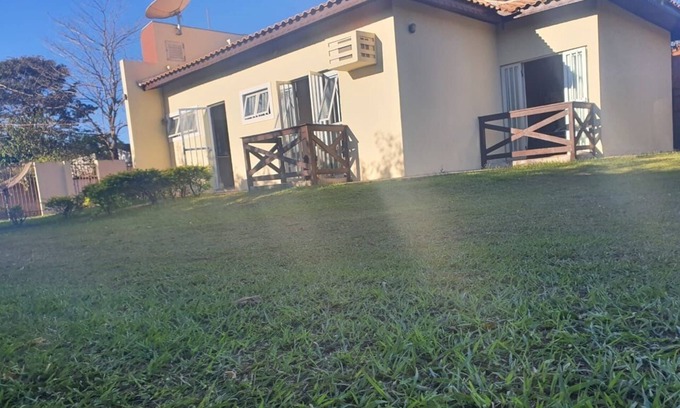 Chapada dos Guimaraes Casa | HOUSE NEAR FOREST GARDEN