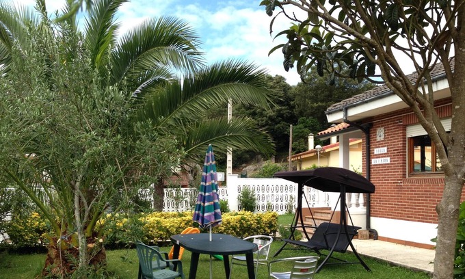 La Sorrozuela Villa | Casa cerca de playa en Ajo, piscina de agua salada, WIFI