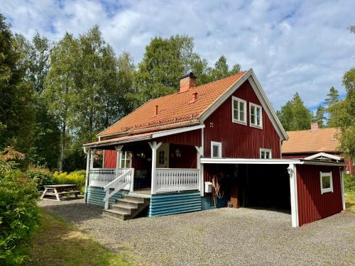 Filipstad Municipality Casa | House near forest and water