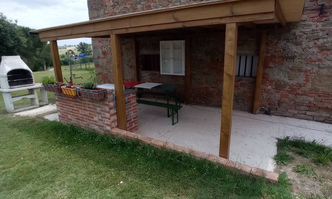 Monte San Savino Casa | House nestled in the Tuscan countryside ideal for families. supermarkets 4km away