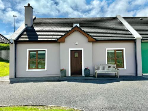 Lispole Casa | House No 3 Dingle Lispole Holiday Homes