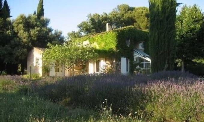 Aix-en-Provence Casa | Casa con carácter, una piscina tranquila, en el medio de la campiña de Aix-en-Provence.