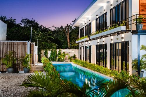 Tamarindo Hotel | House of Nomad - Adults only