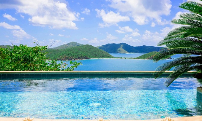 Estate Fortsberg Villa | Casa de Open Arms Villa, Arriba Hurricane Hole, Vistas agua blanca, romántica! Piscina