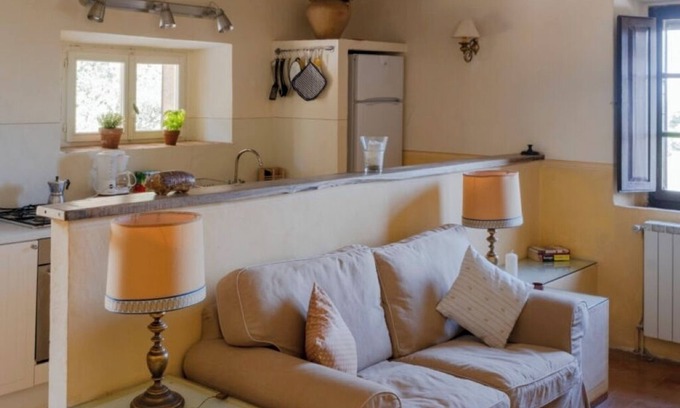 Lucignano Casa | House of the Holm oaks