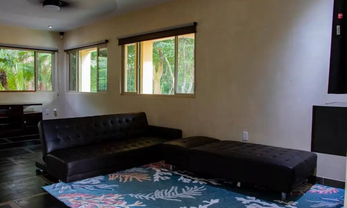 Playa Negra Casa | House of the Rising Tide, sleeps 10
