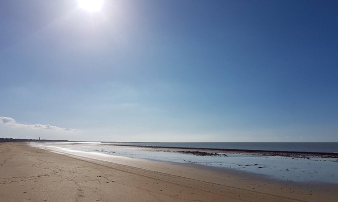 Barbatre Casa | casa al borde de una duna a 300 metros de la playa
