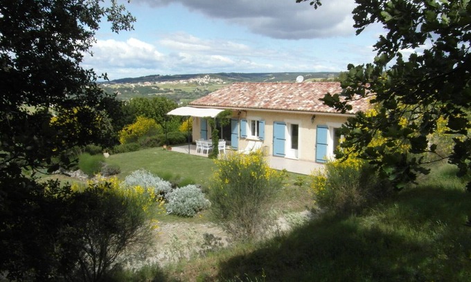 Seguret Casa | Casa en las colinas de la Provenza con vistas a los viñedos ...