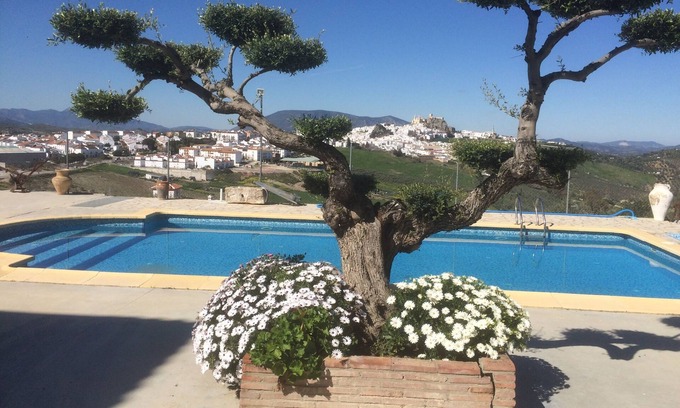 Olvera Cabaña | Casa con vistas a olvera y piscina
