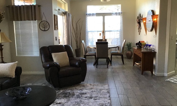 Green Valley Casa | House refurbished in HOA with its own great recreational area and heated pool.