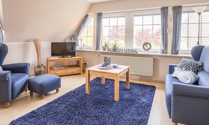 Busum Apartamento | House Silke 3, a "doll's house" for 2 people!