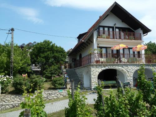 Vonyarcvashegy Casa | House Sophie