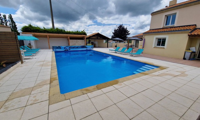 Port-Saint-Pere Villa | casa / villa / chalet - Port saint pere