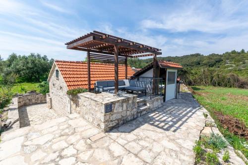 Kneza Casa | House Vinko
