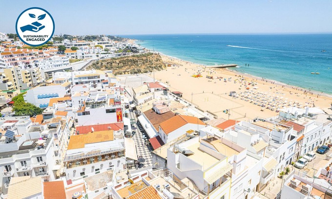 Albufeira Old Town Chalet De Esquí | House w/ Terrace & View – Central Albufeira