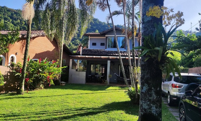 Barequecaba Casa | House With 3 Bedrooms, 100m from Guaecá Beach