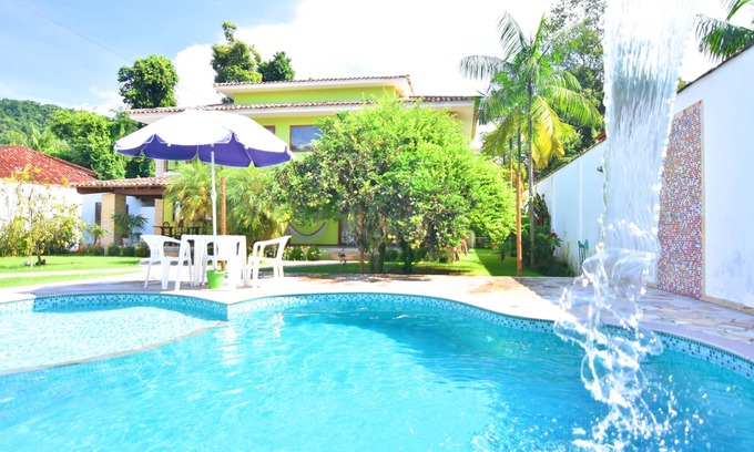 Portal das Artes Casa | Casa con 3 suites, piscina en un barrio residencial, hasta 7 personas.