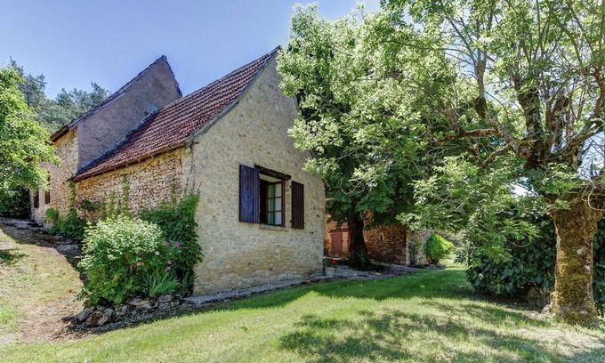 Saint-Leon-sur-Vezere Chalet De Esquí | Casa con un gran jardín rodeada de naturaleza
