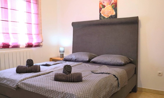 Murine Apartamento | House with apartmants BOŽICA / Božica 2