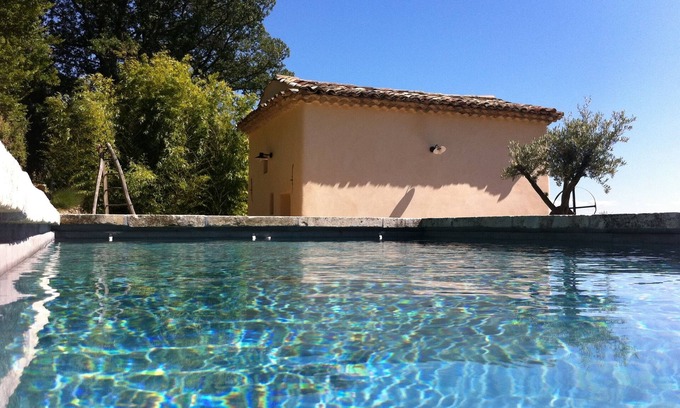 Forcalquier Casa | Casa con vistas excepcionales, grandes terrazas de madera y jardines