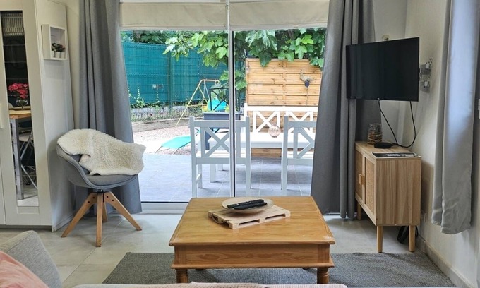 Orly Casa | House with garden /free parking *SELF-CARRIER* -10 min from Orly Airport