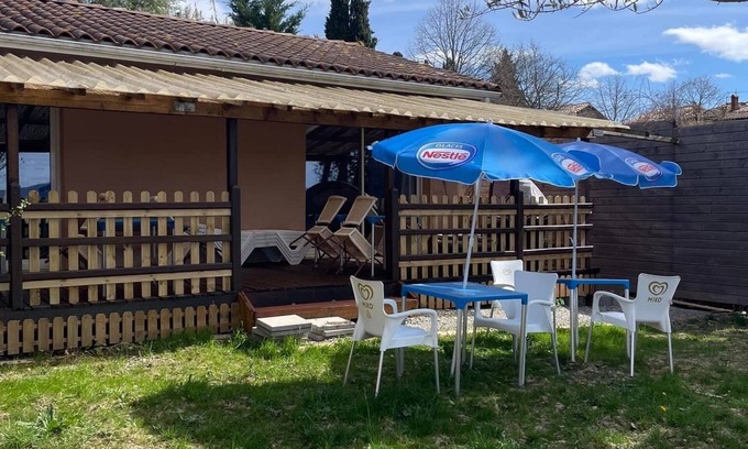 Montbel Casa | House with garden, in Ariege, facing Lac de Montbel.