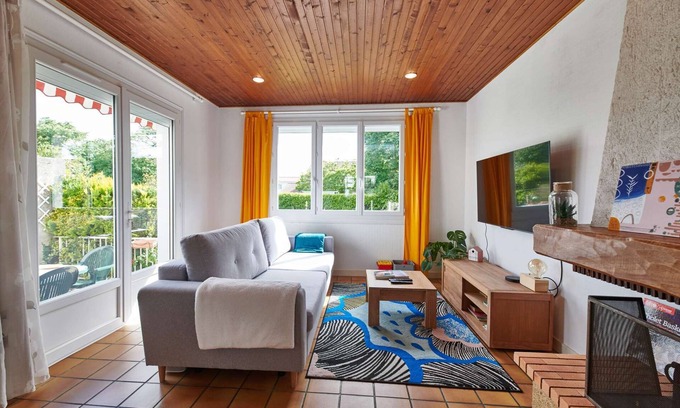 Cholet Casa | House with Garden (L'Autre Pavillon)