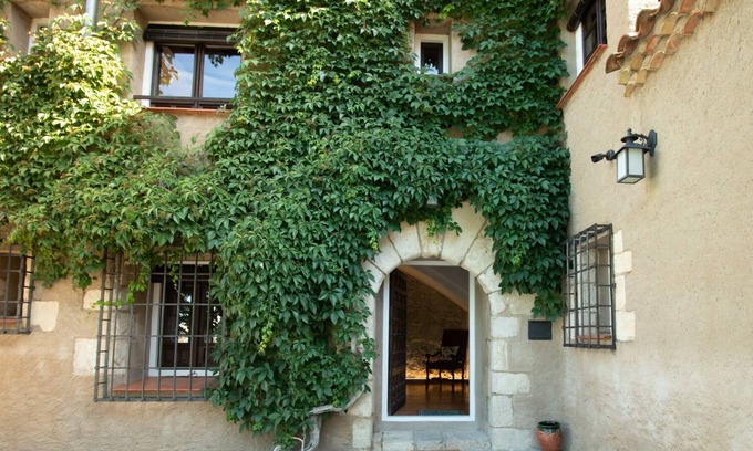 Centro histórico Cabaña | Casa con jardín, piscina y parking privado en el corazón histórico de Cuenca