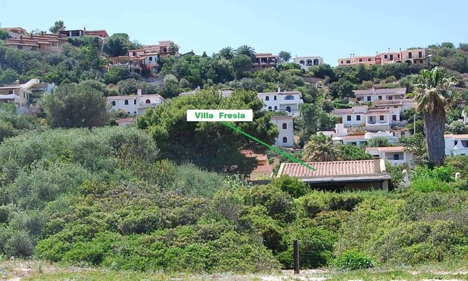 Costa Rei Villa | Magnífica villa frente al mar con acceso directo a la playa.