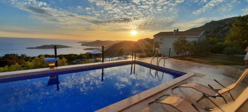 Kuljace Casa | House with pool and seaview