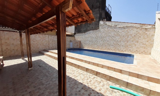 Vila Balnearia Casa | Casa con Piscina en el Jardín Real (Praia Grande)