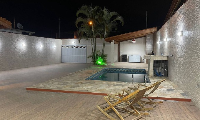 Itanhaem Casa | House with pool Itanhaém