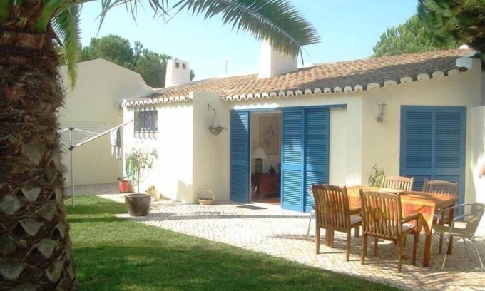 Alagoas Casa | CASA ALVOR, JARDÍN PRIVADO, PISCINA DE RESIDENCIA DE TENIS